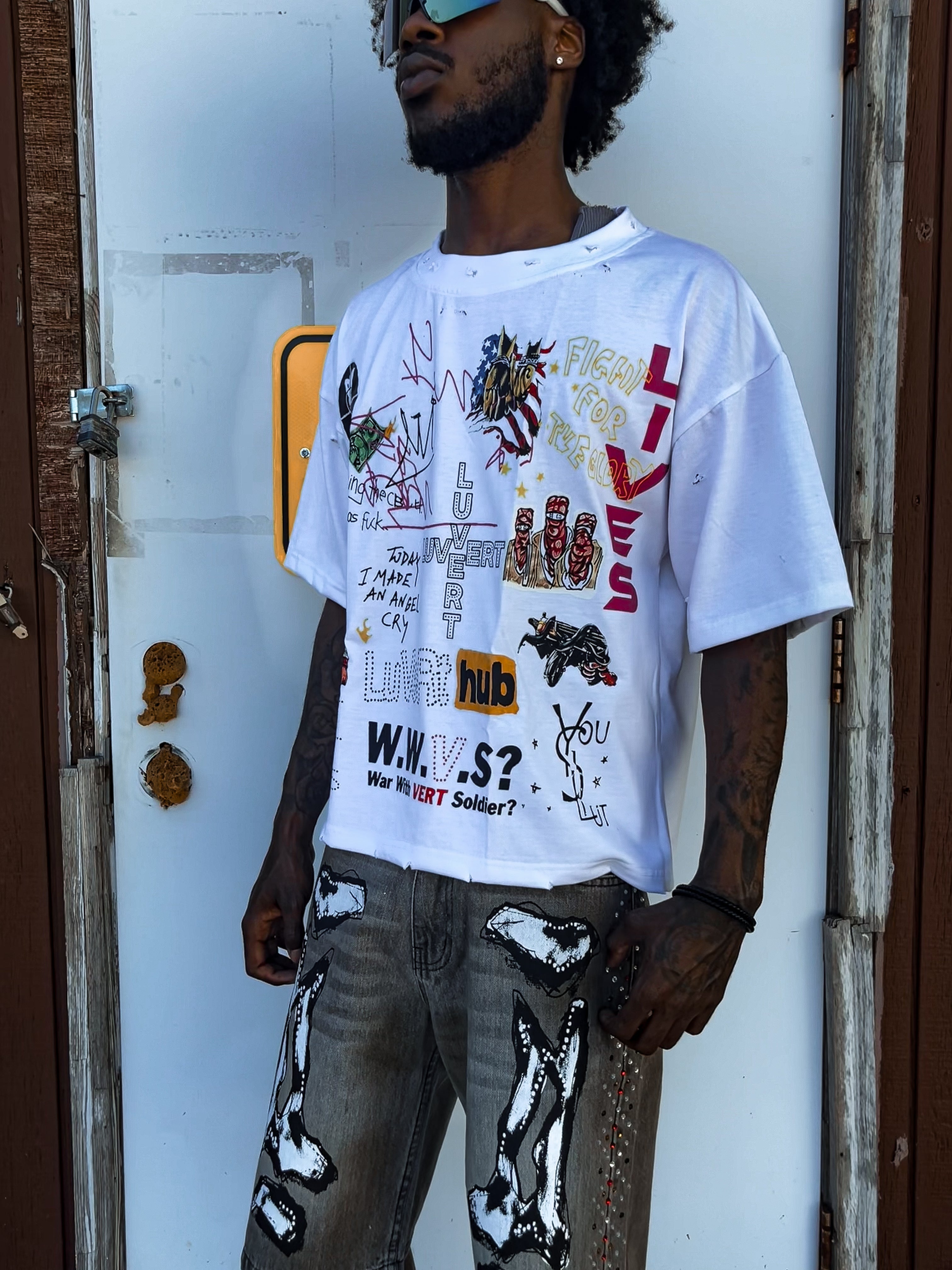 WHTE “RAGE” DISTRESSED TEE